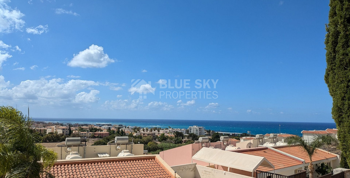 Stunning Four Bedroom Detached Villa with unobstructed sea views - Paphos