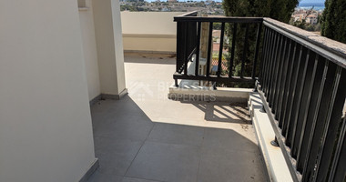 Stunning Four Bedroom Detached Villa with unobstructed sea views - Paphos