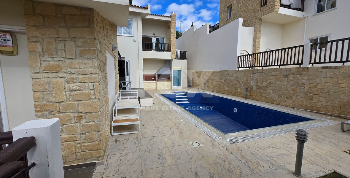 Stunning Four Bedroom Detached Villa with unobstructed sea views - Paphos