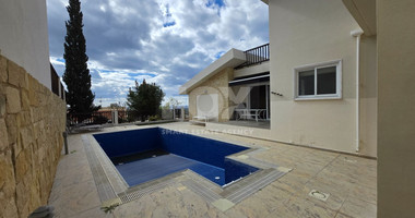 Stunning Four Bedroom Detached Villa with unobstructed sea views - Paphos