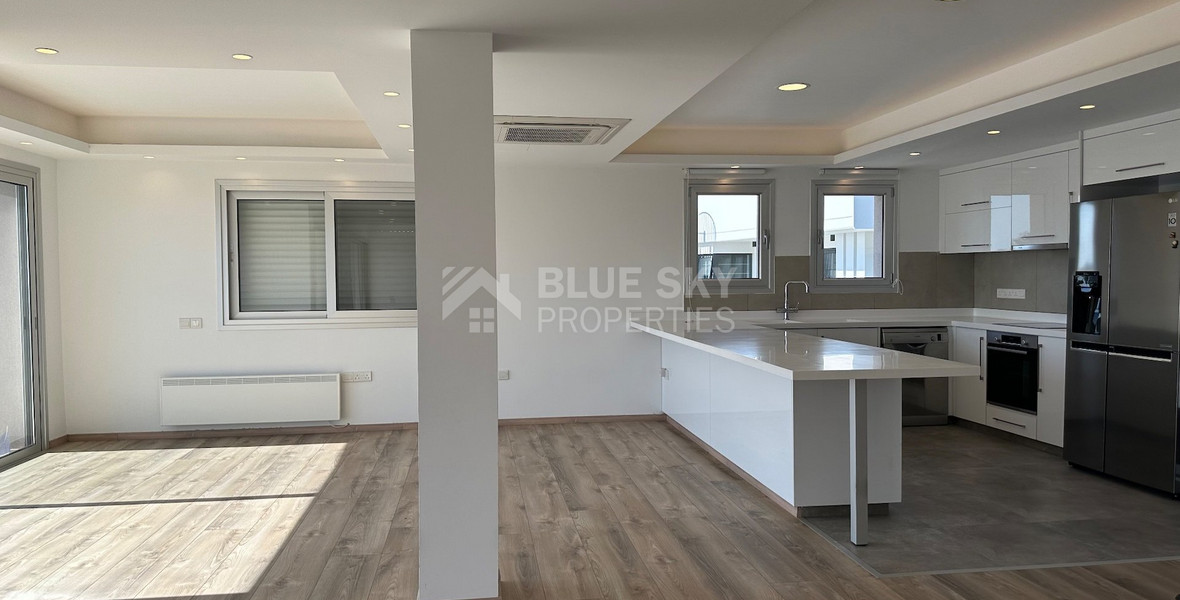 Modern Penthouse Apartment for Rent in Panthea with roof terrace and panormaic views.