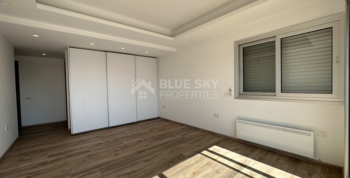 Modern Penthouse Apartment for Rent in Panthea with roof terrace and panormaic views.