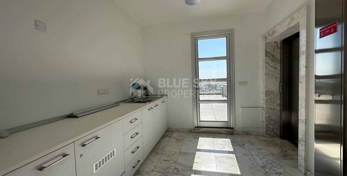 Modern Penthouse Apartment for Rent in Panthea with roof terrace and panormaic views.