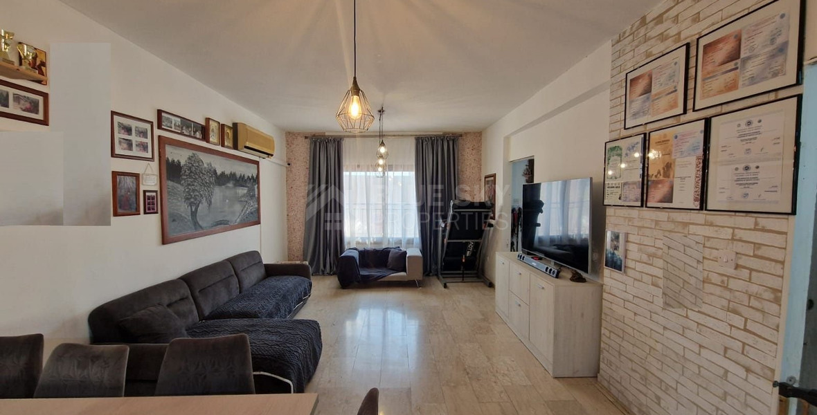 Three-Bedroom Townhouse for sale in Mesa Geitonia