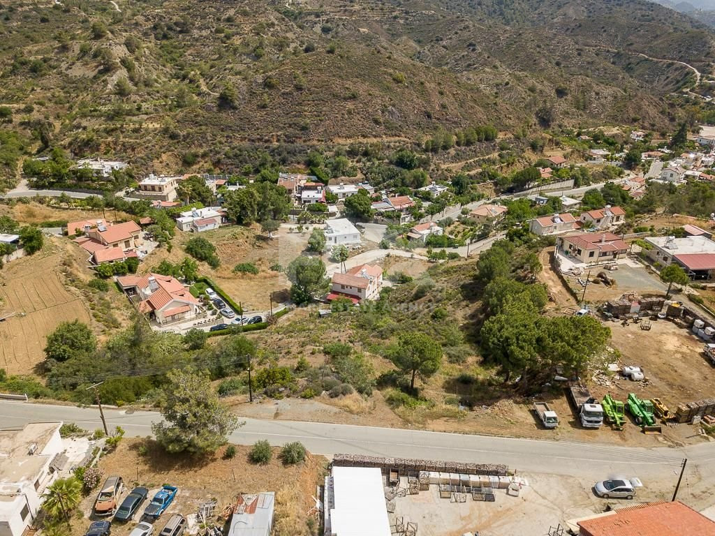 Plot for sale in Kalo Chorio, Limassol