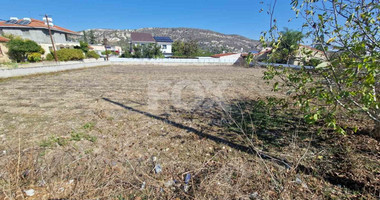 Detached House with Large Plot for sale in Asgata