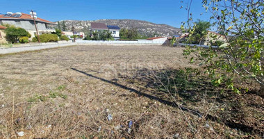 Detached House with Large Plot for sale in Asgata