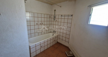 Detached House with Large Plot for sale in Asgata