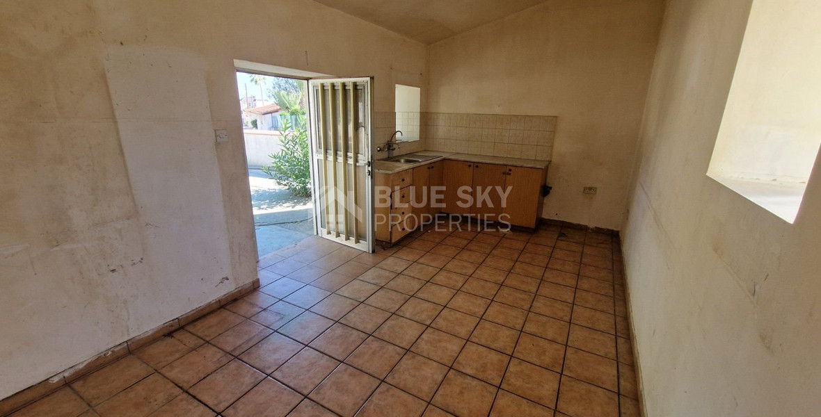 Detached House with Large Plot for sale in Asgata