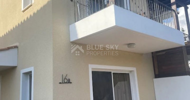 Stylish Semi-Detached House in Kato Pafos