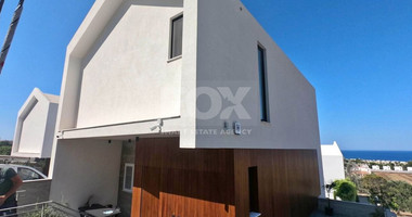 Luxurious Four-Bedroom Villa with Sea View in Chloraka, Paphos