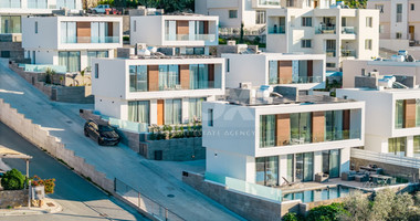 Spacious Detached  three bedroom Villa in Chlorakas - Ready to move in