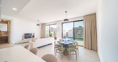 Three bedroom exceptional Villa with Pool in Chlorakas -Ready to move in