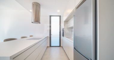 Three bedroom exceptional Villa with Pool in Chlorakas -Ready to move in