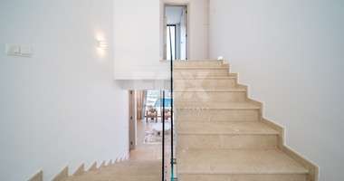 Three bedroom exceptional Villa with Pool in Chlorakas -Ready to move in