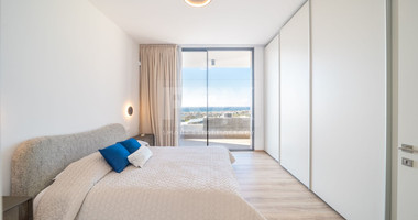 Three bedroom exceptional Villa with Pool in Chlorakas -Ready to move in