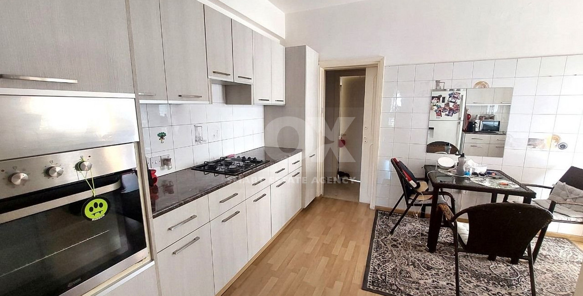 Spacious three bedroom apartment to let in Germasogeia