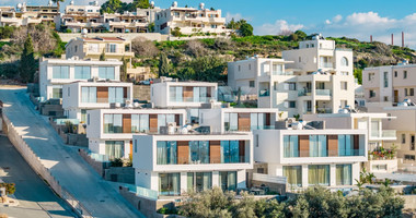 Modern Fully Furnished Detached Villa with Pool in Chlorakas- COMPLETED-