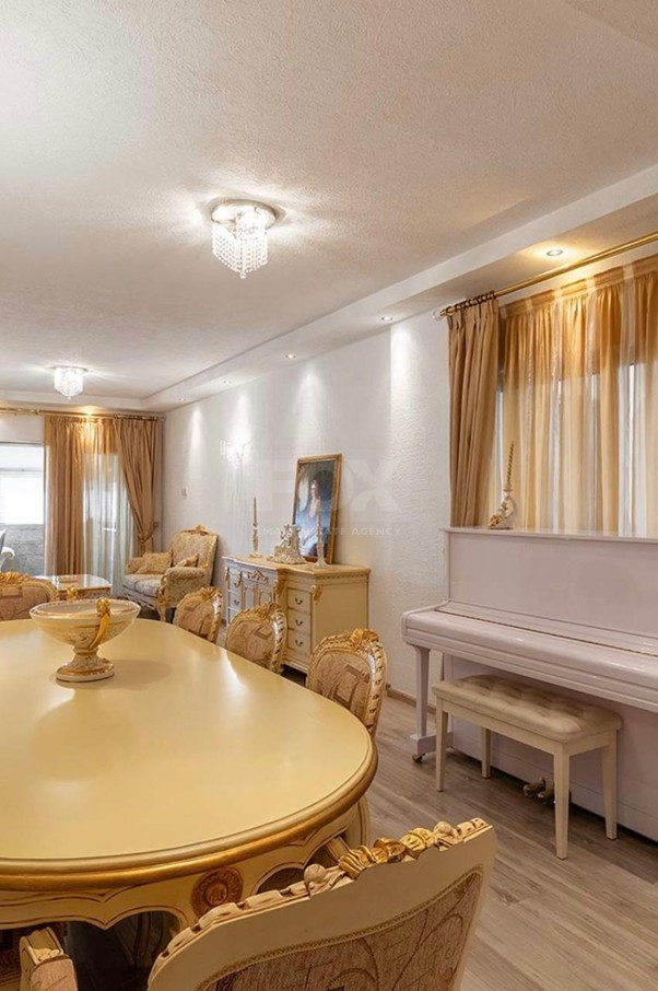 Modern Two-Bedroom Apartment for sale in Mesa Geitonia
