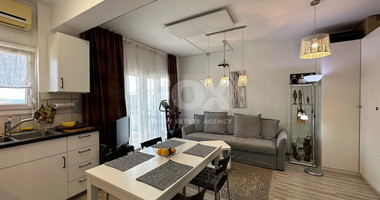 For Sale Modern One Bedroom Apartment with Sea View in Mesa Geitonia