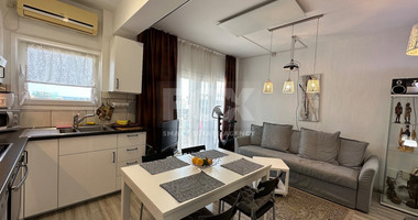 For Sale Modern One Bedroom Apartment with Sea View in Mesa Geitonia