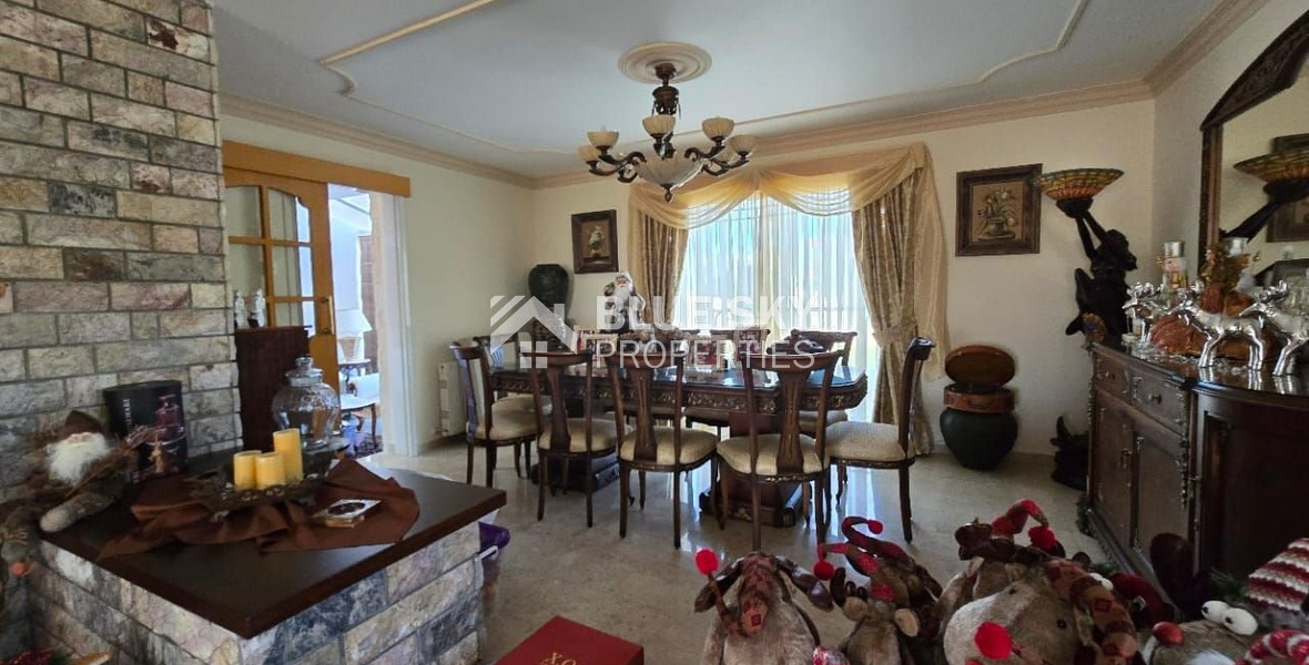 Spacious 5 Bedroom Villa with Private Pool in Fasoula, Limassol
