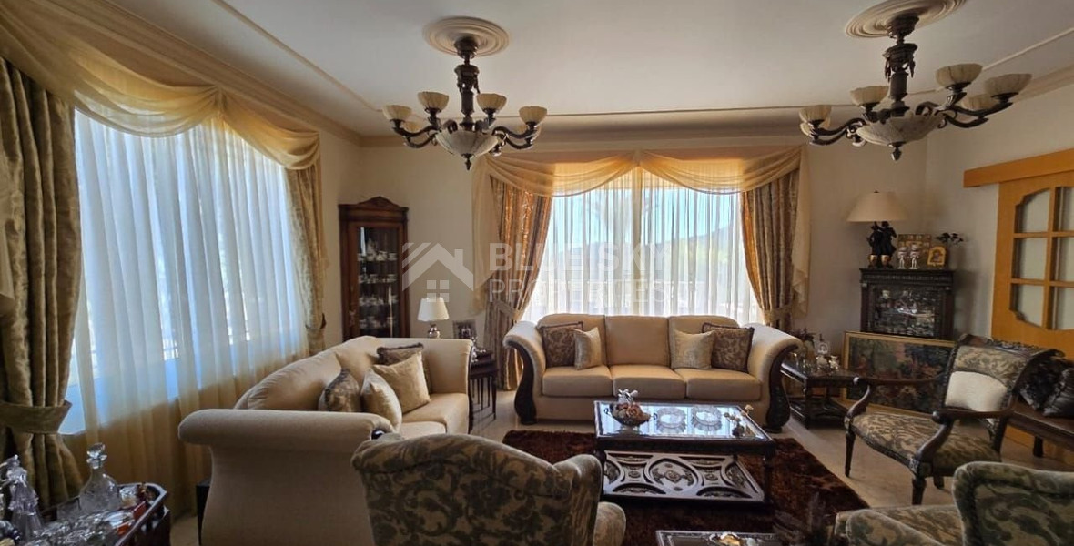 Spacious 5 Bedroom Villa with Private Pool in Fasoula, Limassol