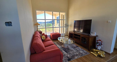 Spacious 5 Bedroom Villa with Private Pool in Fasoula, Limassol