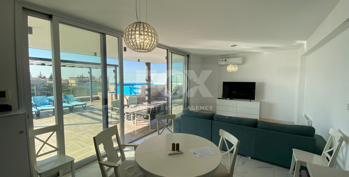 Three bedroom penthouse with Sea View for sale in Germasogeia