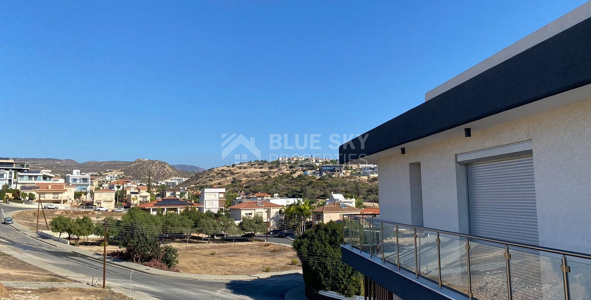 Three bedroom penthouse with Sea View for sale in Germasogeia