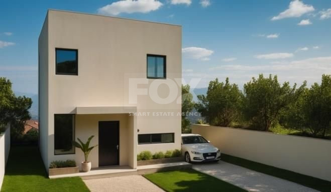 Modern Detached House for sale in Moni