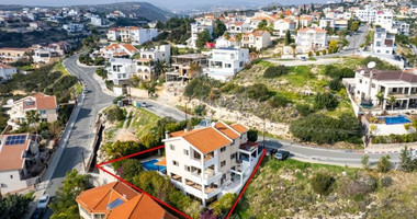 Six bedroom house for sale in Agia Phylaxis, Limassol