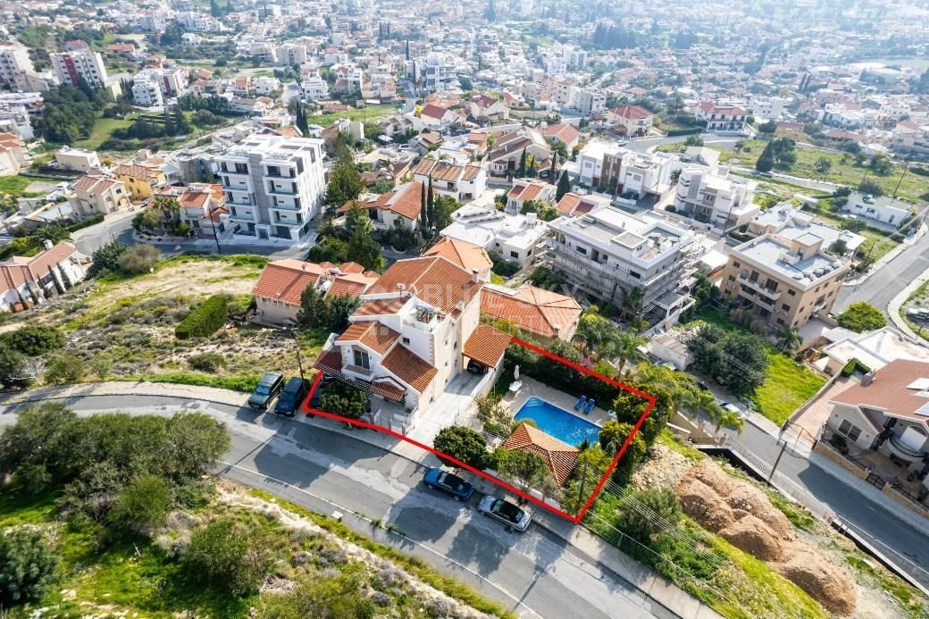 Six bedroom house for sale in Agia Phylaxis, Limassol