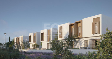 One bedroom exceptional apartment in Emba , Paphos