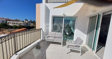 One bedroom top floor apartment in Universal area, Paphos