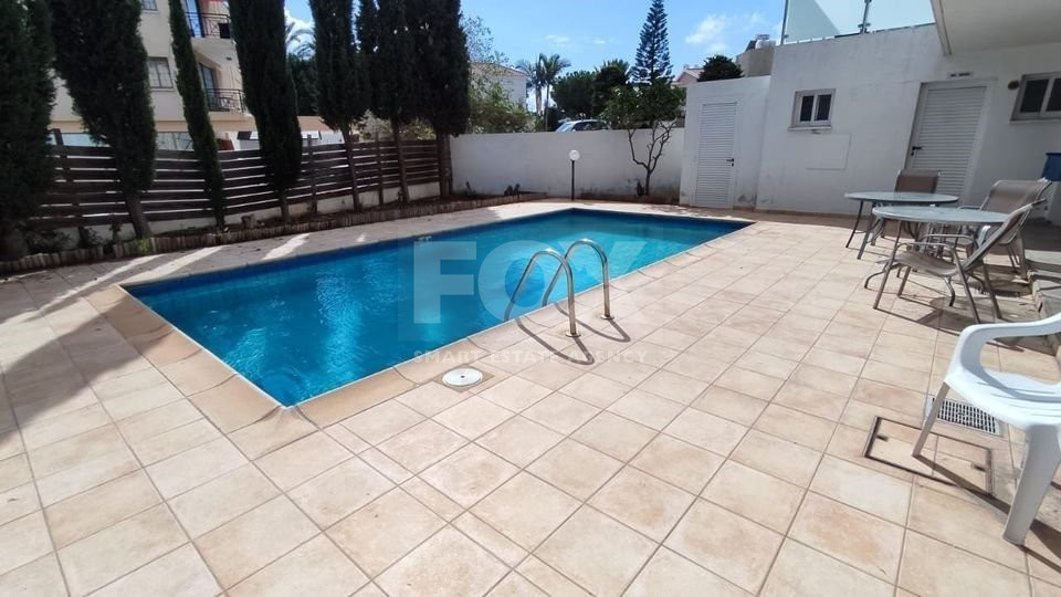 One bedroom top floor apartment in Universal area, Paphos