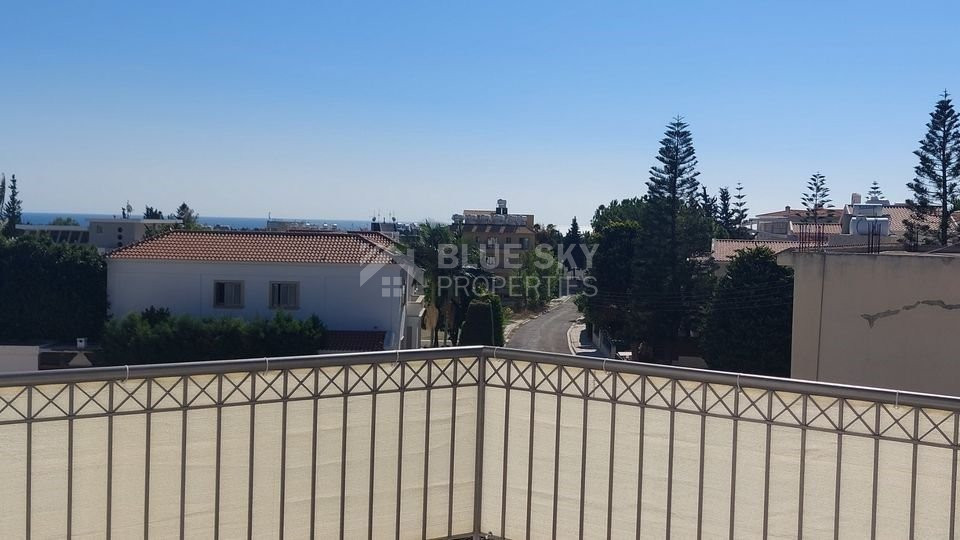 One bedroom top floor apartment in Universal area, Paphos