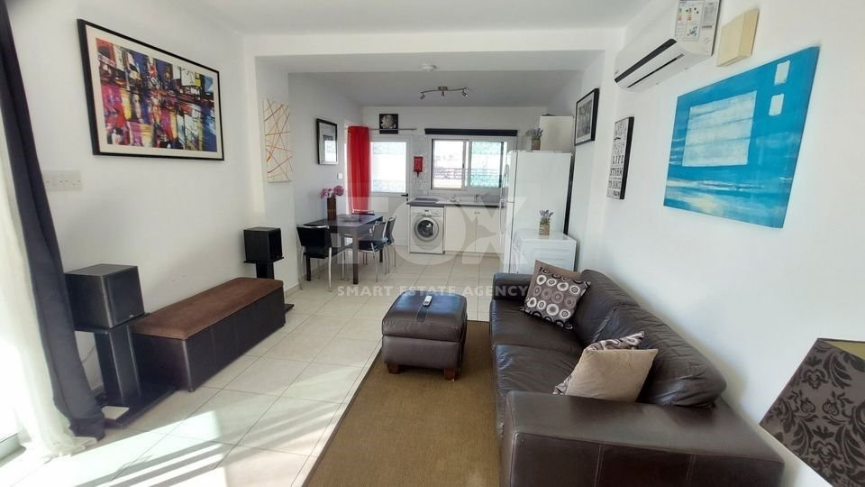 One bedroom top floor apartment in Universal area, Paphos