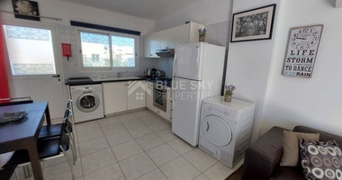 One bedroom top floor apartment in Universal area, Paphos