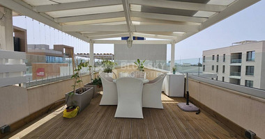 LARGE THREE BEDROOM PENTHOUSE IN COMPLEX IN GERMASOGIA TOURIS AREA 50 METERS FROM THE BEACH