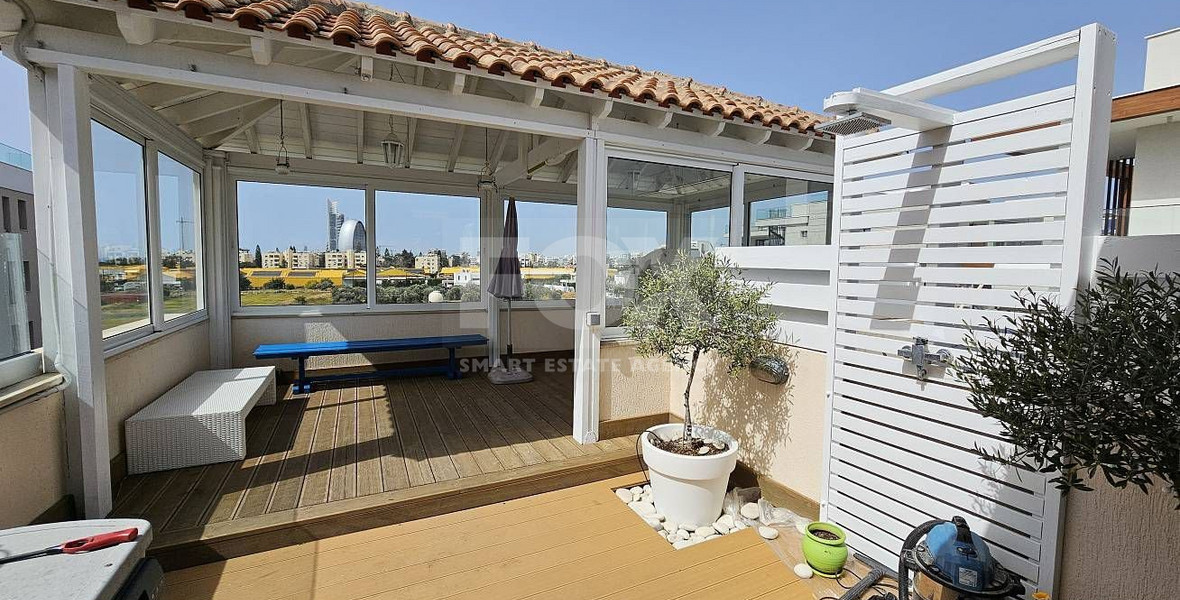 LARGE THREE BEDROOM PENTHOUSE IN COMPLEX IN GERMASOGIA TOURIS AREA 50 METERS FROM THE BEACH