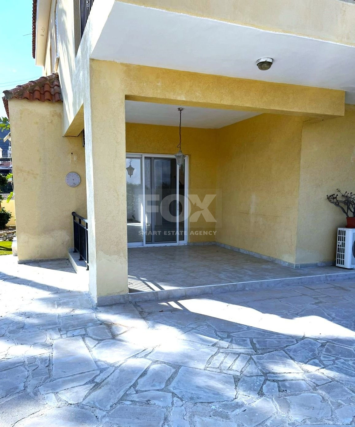 Beautiful three bedroom detached villa with swimming pool for rent in Pissouri