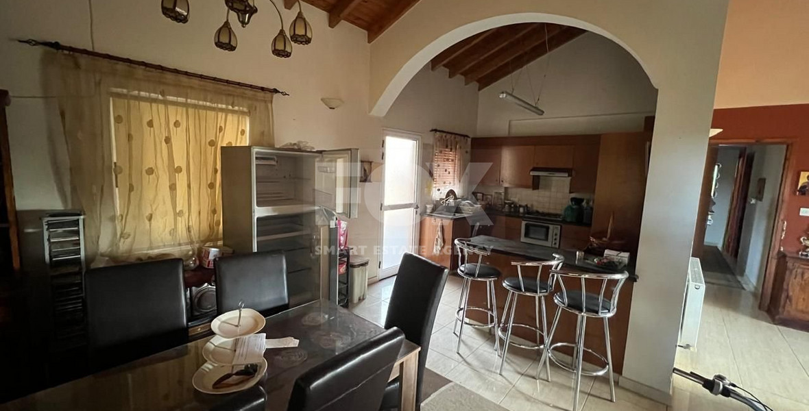 Spacious fully furnished 3-bedroom house for rent in Souni-Zanakia