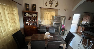 Spacious fully furnished 3-bedroom house for rent in Souni-Zanakia