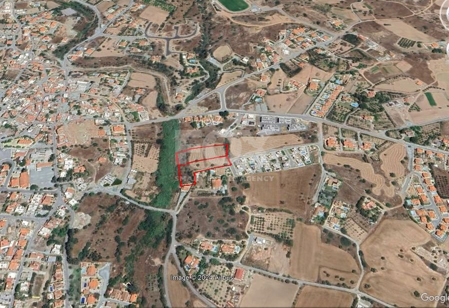 PRIME RESIDENTIAL DEVELOPMENT LAND IN PYRGOS.