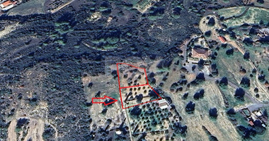 Residential Land for sale in Pano Kivides: with Right-of-Way & Division Agreement