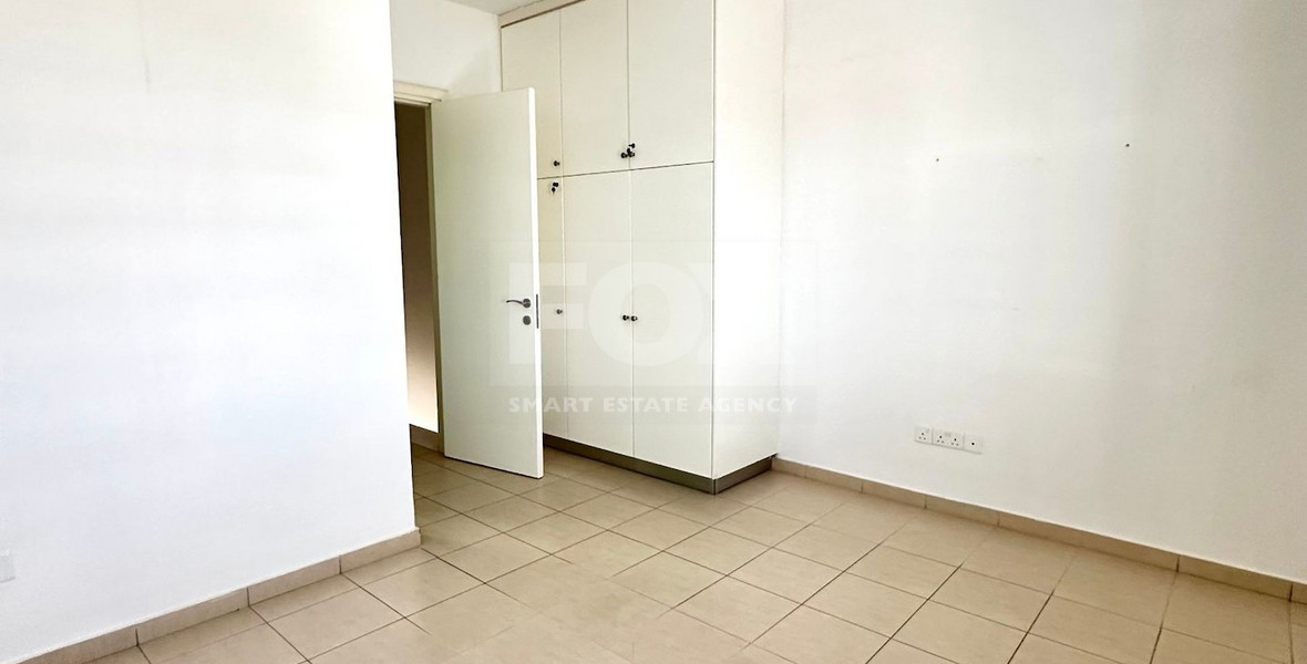 Two bedroom townhouse in Universal area