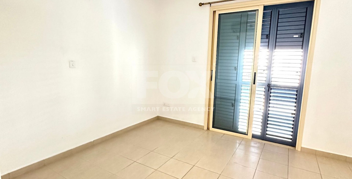 Two bedroom townhouse in Universal area