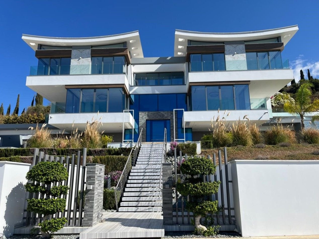 Wohnung 7 Schlafzimmer 540 m² Peyia, Zypern