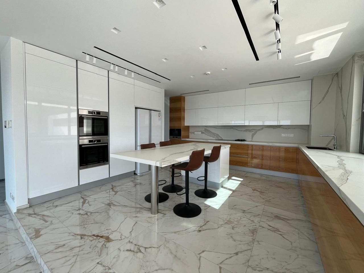 Wohnung 7 Schlafzimmer 540 m² Peyia, Zypern